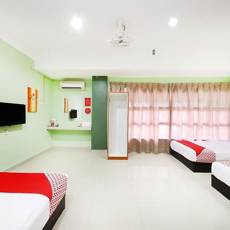 Super Oyo 720 Corridor Hotel 2 Pekan Kültér fotó