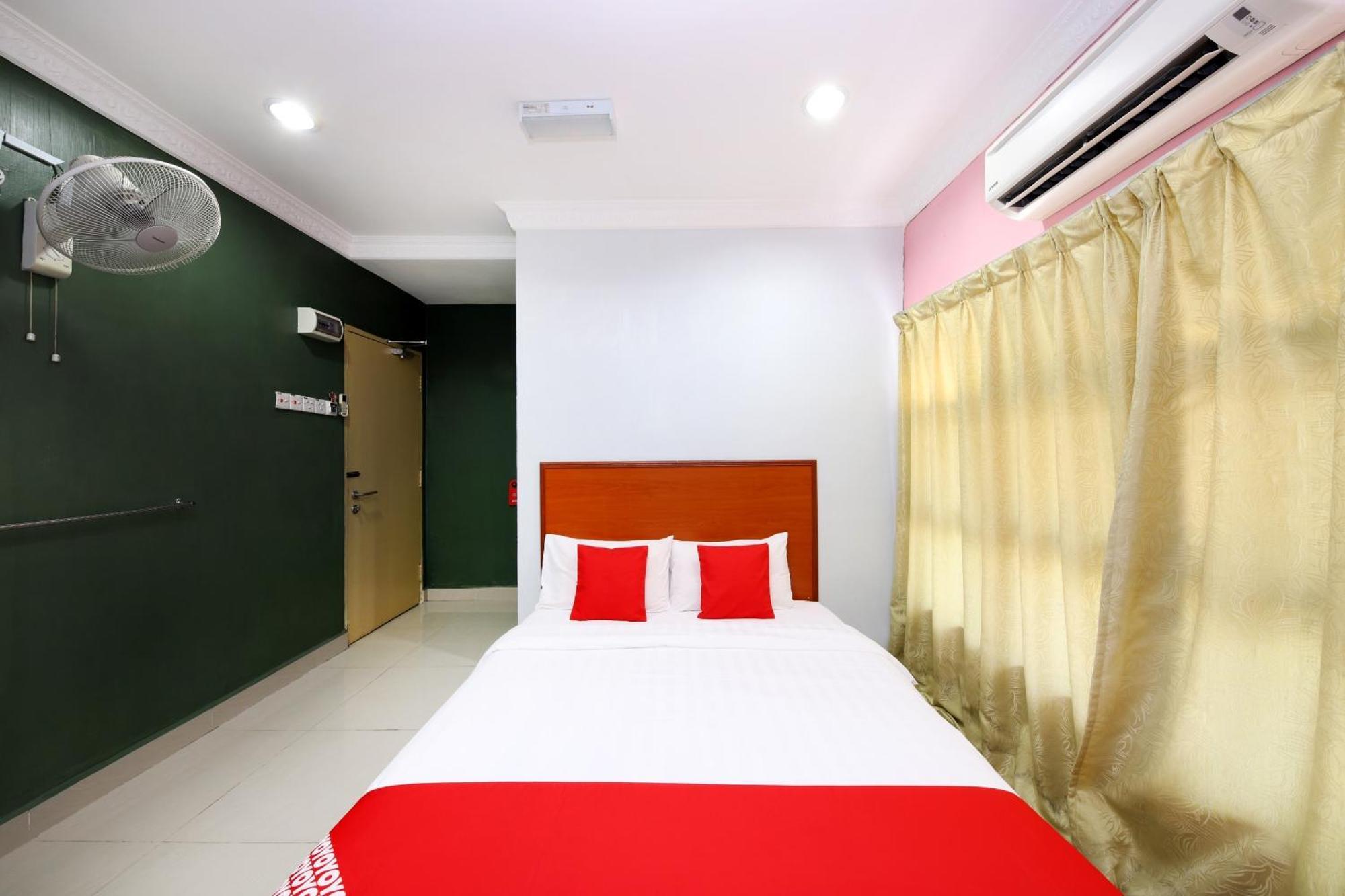 Super Oyo 720 Corridor Hotel 2 Pekan Kültér fotó